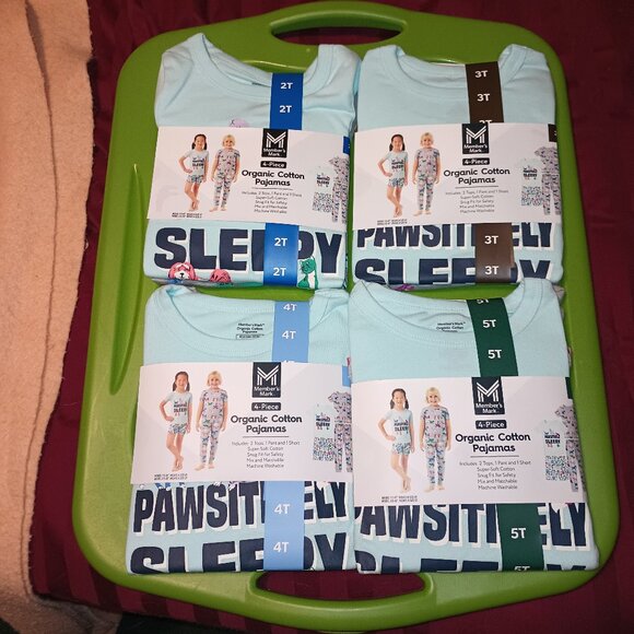 NEW Member's Mark Girls 4 Piece Organic Cotton Pajama Set Dogs & Cats - Picture 5 of 10